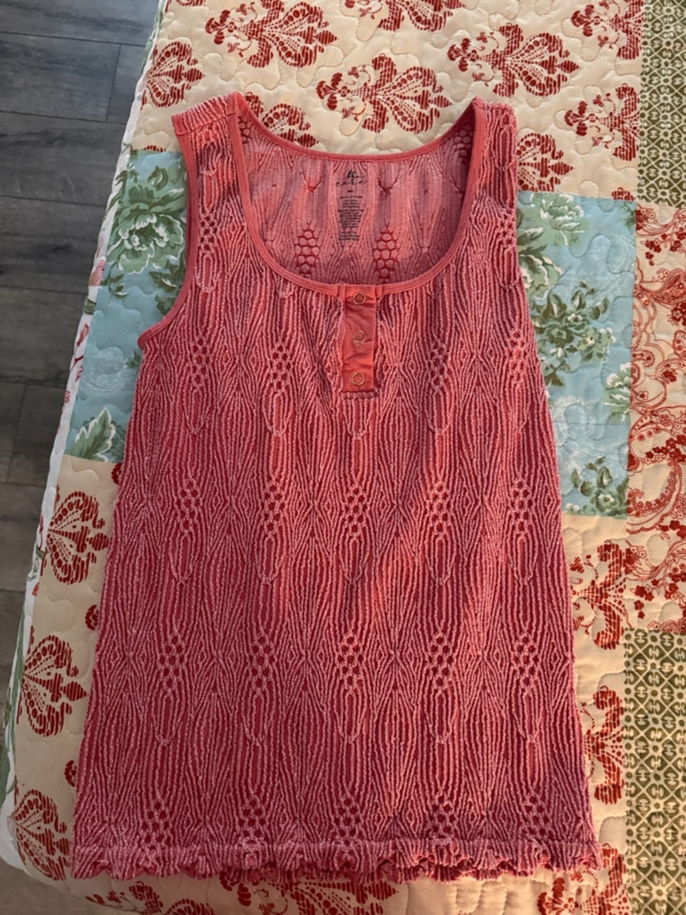 Buckle Coral Knit Sleeveless Tank with Button Placket